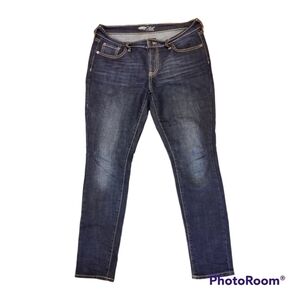 Old Navy The Flirt Famous Jeans Mid Rise Boot Cut Stretchy Denim size 8 Regular
